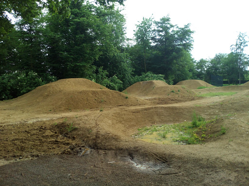 Dirt Bike Bahn Berliner Park - Thumbnail