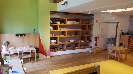 The School De L'optimisme Montessori School Suresnes - Thumbnail
