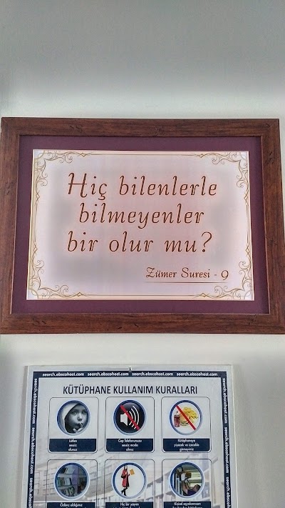 Cumhuriyet Üniversitesi Kütüphanesi