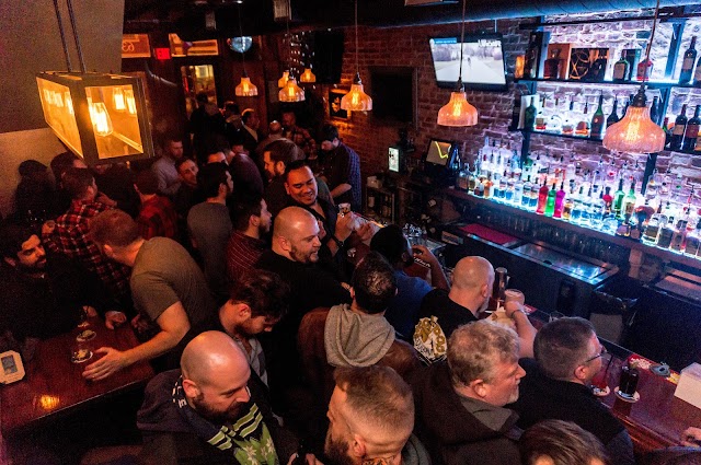 Uproar Lounge & Restaurant