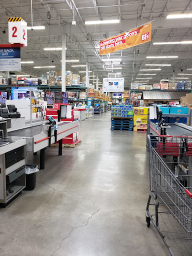 BJ's Plaza - Thumbnail