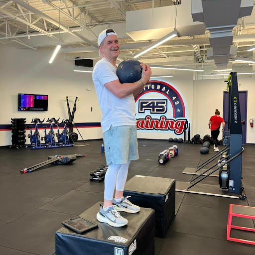 F45 Training Zona Rosa KC - Thumbnail