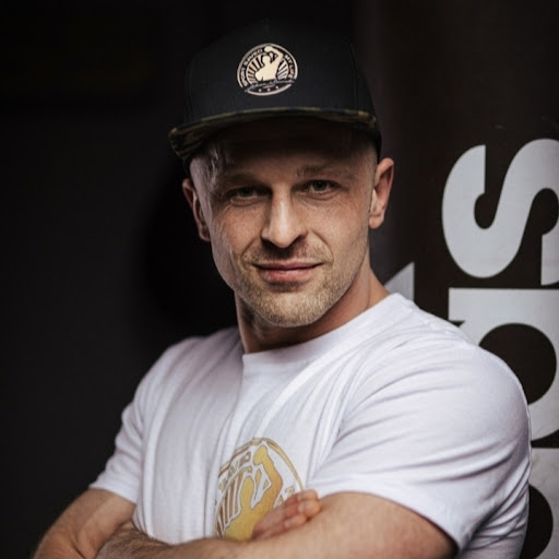 Sport Saved My Life - Łukasz Szumski - Trener Personalny