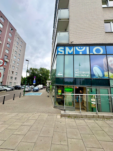 Klinika SMYLO Dentysta Żoliborz Implanty Usuwanie ósemek Protetyka Ortodonta Żoliborz