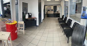 Photo n°14 de Euromaster Weecar - Issoire à Issoire (Magasin de pneus)