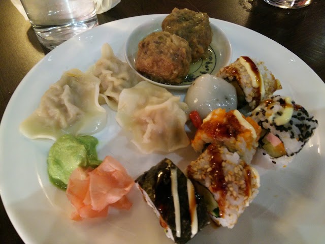 Ming Moon Chinese Restaurant & Bar