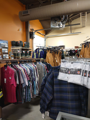 Airdrie UFA Farm & Ranch Supply Store - Thumbnail