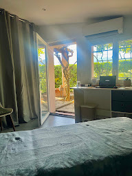 Photo n°2 de Manon PEDEMONTE Ostéopathe à Contes (Ostéopathe)