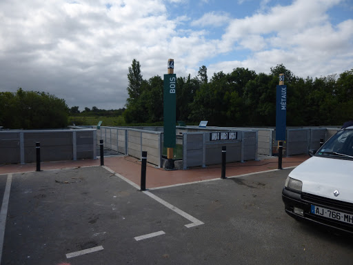 Photo de Pôle Recyclage du Smicval