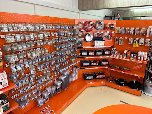 Photo n°2 de GP AUTO GUERET à Guéret (Magasin de pièces de rechange automobiles)