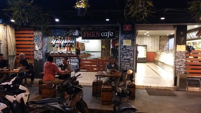 Fren Bakery & Cafe, Author: handra kartika