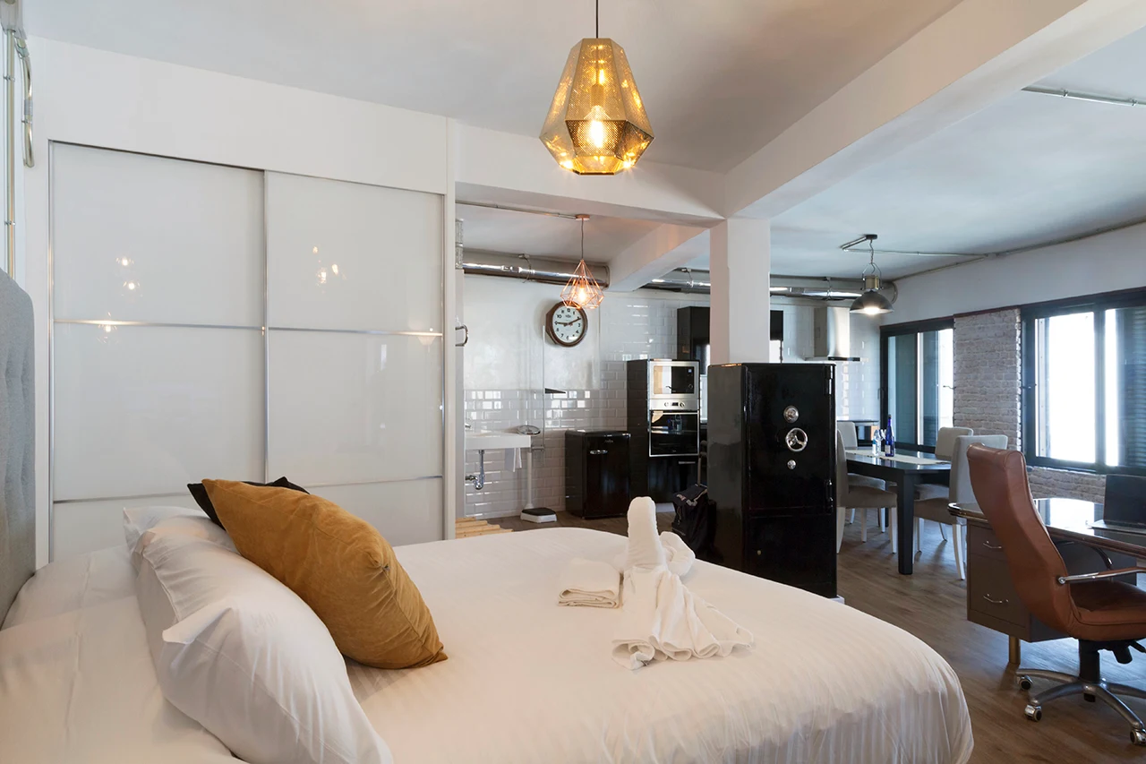ELHIERRO BED&URBAN I