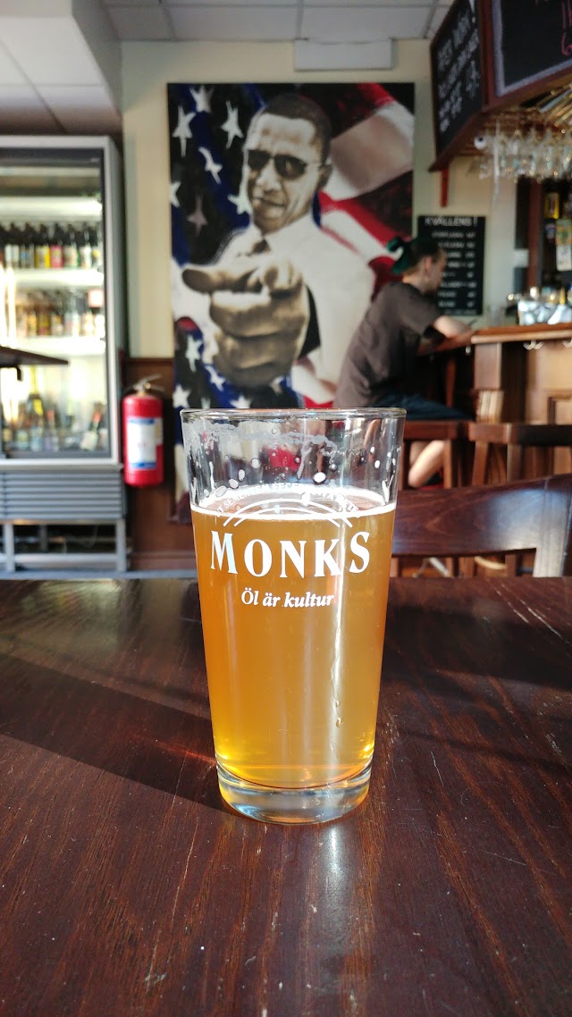 Monks American Bar
