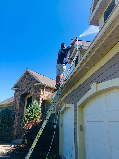 Shingle Shine Roof Cleaning - Thumbnail
