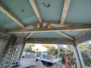 Photo n°3 de ACC ARTISAN Charpentier-Couvreur à Roquebrune-sur-Argens (Charpentier)