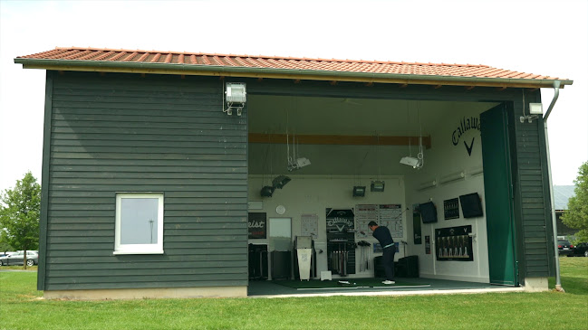 Beoordelingen van Golf51 in Halle - Sportcomplex