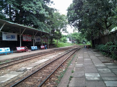 Photos of Pyay Road Railway Station