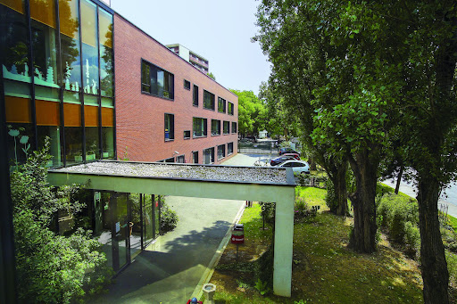 Photo de Ehpad associatif Adef Résidences la Maison du Laurier Noble à Saint-Denis (93200)