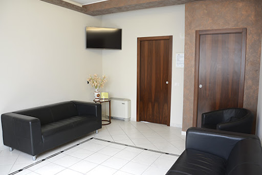 Dentista Faby dental - studio dentistico Abbiategrasso - Thumbnail