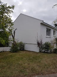 Photo n°7 de DBPH rénovation - Nettoyage peinture toiture façade à La Rochelle (Couvreur)