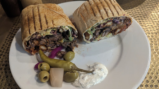 Middle feast - Visual