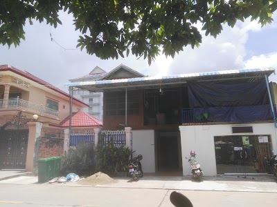 Photos of Le Tonl&eacute; Tourism Training Center