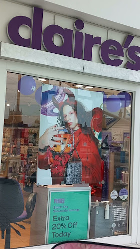 Unit 33, Prospect Centre, Hull HU2 8PS