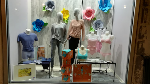 Sotto Sotto Intimo di Pierucci Graziella - Abbigliamento - Corsetteria e Accessori