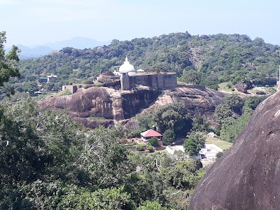 Photos of Stupa of Egoda Sithulpawwa