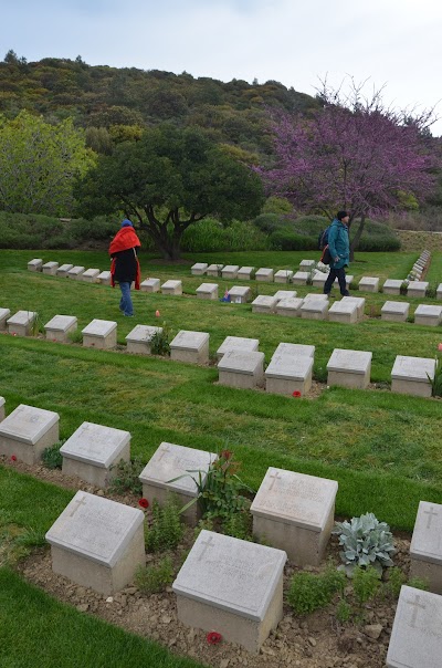 Shrapnel Valley Commonwealth War Graves Commission Cemetery