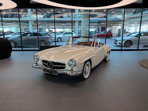 Mercedes-Benz Niederlassung München - Thumbnail