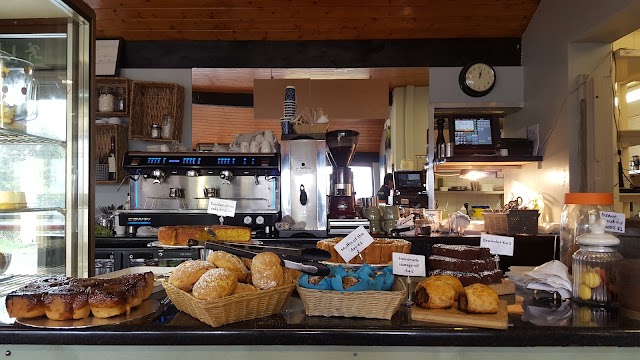 Builín Blasta Cafe & Bakery