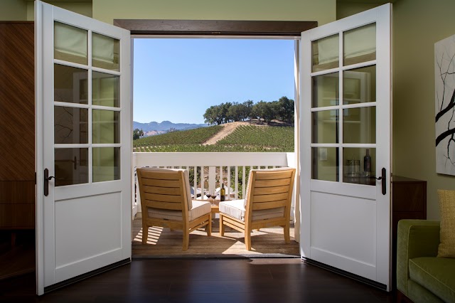 JUSTIN Vineyards & Winery