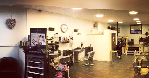 Melanie’s Salon - Thumbnail
