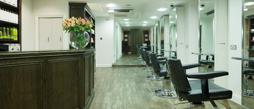 M Salon