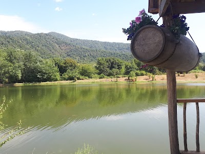 Photos of Hope Lake