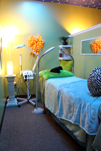 Entha Lash Studio - Visual