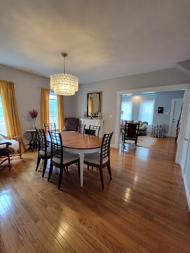 Masha Senderovich, Realtor, Keller Williams Chestnut Hill - Thumbnail