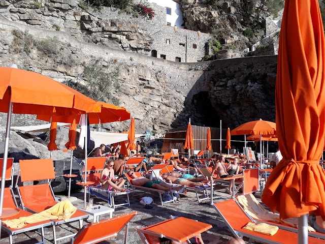 Lido One Fire Beach La Gaviota S.A.S. Di Francesco Fusco & C.