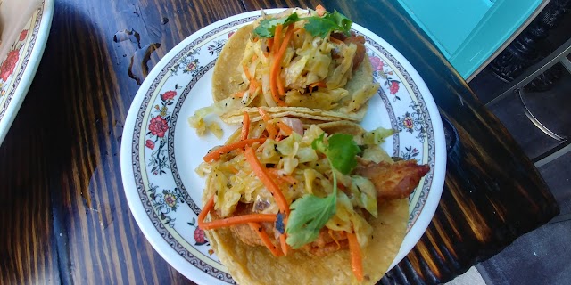 Broken English Taco Pub
