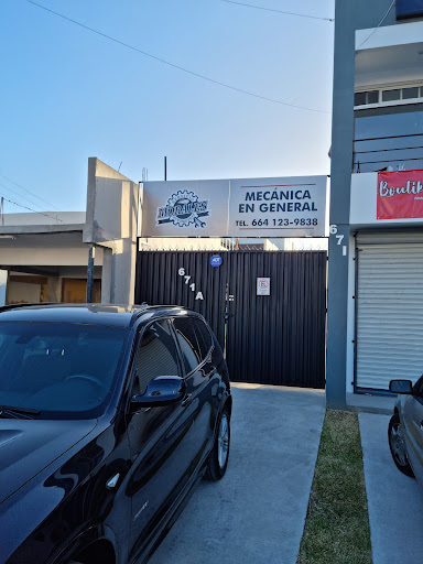 SERVICIO AUTOMOTRIZ MORALES