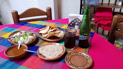 Photos of Karnes en Su Jugo