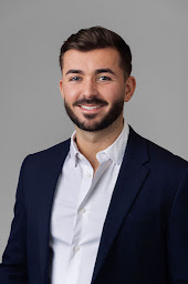 Photo n°3 de Dylan LAGAREIRO - Conseiller Immobilier - iad France ⭐️⭐️⭐️⭐️⭐️ à Paris (Consultant immobilier)