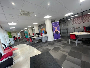 Photo n°18 de Matmut Assurances à Saint-Ouen-sur-Seine (Compagnie d'assurance moto)