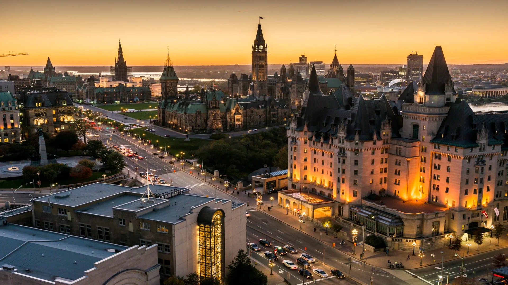 Holiday Inn Ottawa Dwtn - Parliament Hill by IHG
