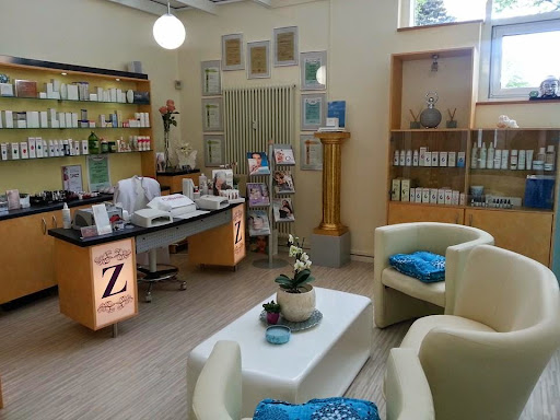 Z´One Permanent Make-Up & Nail Kosmetik - Thumbnail
