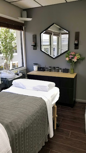 Lexi Lynn Skin - Sugaring Studio - Thumbnail