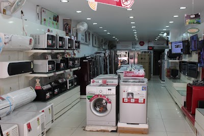 Electronics Store