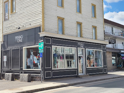 Boutique Le Pentagone Inc | Magasin de vêtements | Saint-Raymond 240 Av. Saint-Jacques, Saint-Raymond, QC G3L 3Z3, Canada