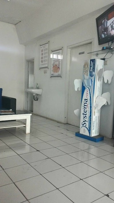 Dentist